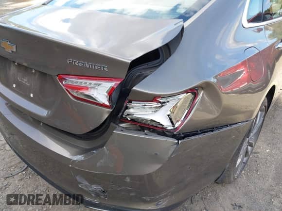 2020 Chevrolet Malibu Premier with VIN 1G1ZE5SX8LF049280, listed as a IAAI auction lot 42954467 with 51,359 mi miles and . Bid and sale history available at DreamBid. Image 6.