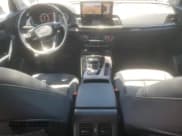 ✅ 2023 Audi Q5 S line Premium Plus • VIN: WA1EAAFY8P2063247 • Lot: 60846745. Wystawiony na Copart z przebiegiem 14 962 mil. Bezpłatny archiwum sprzedaży aukcyjnych z USA i szczegółowy raport historii pojazdu na DreamBid. Zdjęcie 8.