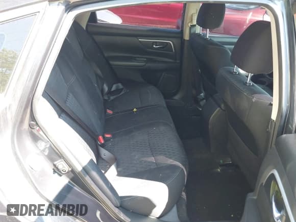 ✅ 2018 Nissan Altima SV • VIN: 1N4AL3APXJC260226 • Lot: 43154207. Wystawiony na IAAI z przebiegiem 102 025 mil. Bezpłatny archiwum sprzedaży aukcyjnych z USA i szczegółowy raport historii pojazdu na DreamBid. Zdjęcie 8.