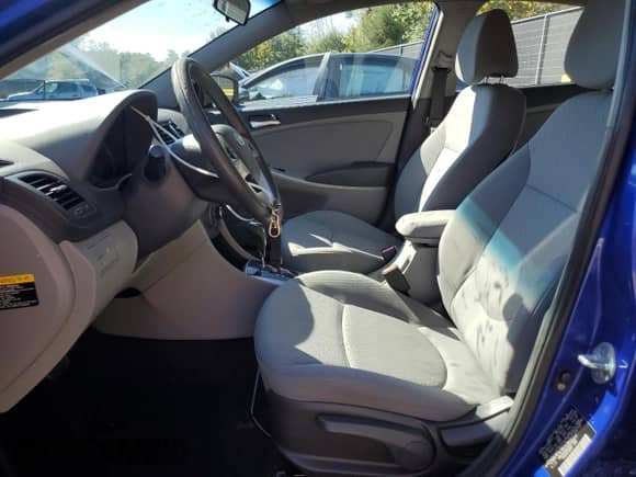 2012 Hyundai Accent GLS z VIN KMHCU4AE9CU195477, wystawiony jako Copart lot #82407705 z przebiegiem 150 260 mil mil oraz Szkoda całkowita • Salvage title. Historia ofert i sprzedaży dostępna na DreamBid. Obrazek 7.