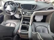 ✅ 2022 Chrysler Pacifica Limited • VIN: 2C4RC1GG7NR124058 • Лот: 67666245. Опубликован ранее на Copart с пробегом Не указан. Бесплатный доступ к архиву аукционных продаж из США и подробный отчёт об истории автомобиля на DreamBid. Изображение 8.