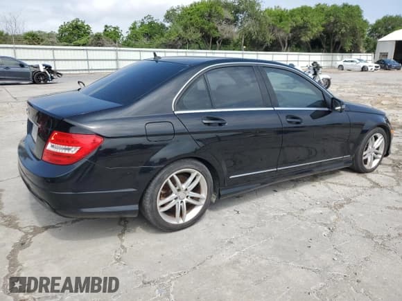 ✅ 2014 Mercedes-Benz C 250 Sport • VIN: WDDGF4HB9EA934191 • Lot: 56050175. Listed on Copart with 186,887 mi. Free auction sales archive from the USA and detailed vehicle history report at DreamBid. Image 3.