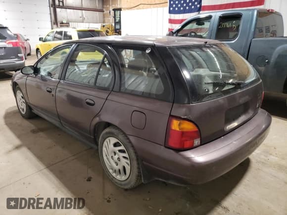 ✅ 1998 Saturn SW • VIN: 1G8ZK8271WZ165967 • Лот: 73493044. Опубликован ранее на Copart с пробегом Не указан. Бесплатный доступ к архиву аукционных продаж из США и подробный отчёт об истории автомобиля на DreamBid. Изображение 2.