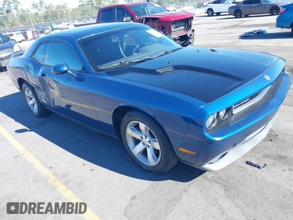 2009 Dodge Challenger SE z VIN 2B3LJ44V09H522094, wystawiony jako IAAI lot #43488763 z przebiegiem 243 342 mil mil oraz . Historia ofert i sprzedaży dostępna na DreamBid. Obrazek 1.