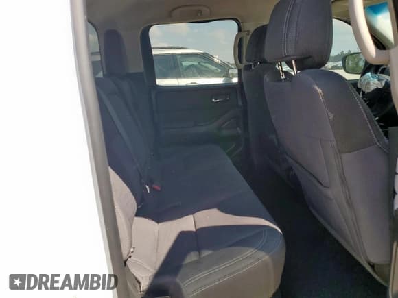 ✅ 2023 Nissan Frontier SV • VIN: 1N6ED1EJ3PN639906 • Lot: 80707705. Wystawiony na Copart z przebiegiem 36 238 mil. Bezpłatny archiwum sprzedaży aukcyjnych z USA i szczegółowy raport historii pojazdu na DreamBid. Zdjęcie 10.