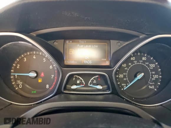 ✅ 2016 Ford Focus SE • VIN: 1FADP3F24GL330102 • Lot: 90486525. Listed on Copart with 110,398 mi. Free auction sales archive from the USA and detailed vehicle history report at DreamBid. Image 9.