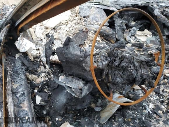 ✅ 1999 Pontiac Firebird Formula • VIN: 2G2FV22G3X2209103 • Lot: 82152714. Listed on Copart with Not provided. Free auction sales archive from the USA and detailed vehicle history report at DreamBid. Image 9.