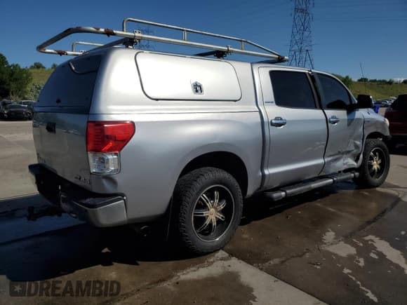 ✅ 2010 Toyota Tundra Limited • VIN: 5TFHW5F11AX140890 • Lot: 61458735. Wystawiony na Copart z przebiegiem 246 754 mil. Bezpłatny archiwum sprzedaży aukcyjnych z USA i szczegółowy raport historii pojazdu na DreamBid. Zdjęcie 3.