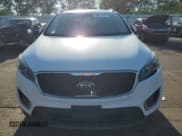 ✅ 2017 Kia Sorento LX • VIN: 5XYPGDA54HG220193 • Lot: 70211065. Listed on Copart with 131,049 mi. Free auction sales archive from the USA and detailed vehicle history report at DreamBid. Image 5.