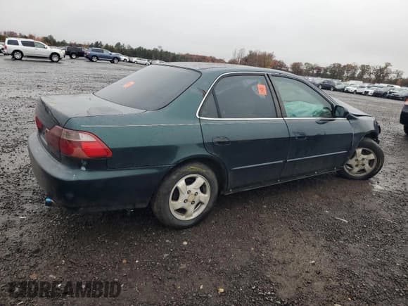✅ 1998 Honda Accord EX • VIN: 1HGCG555XWA248593 • Лот: 90490495. Опубликован ранее на Copart с пробегом Не указан. Бесплатный доступ к архиву аукционных продаж из США и подробный отчёт об истории автомобиля на DreamBid. Изображение 3.