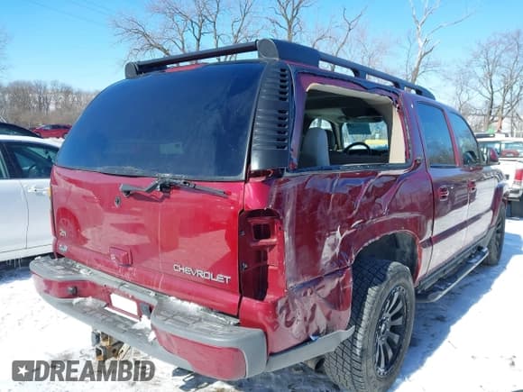 ✅ 2004 Chevrolet Suburban Z71 • VIN: 3GNFK16Z84G231091 • Лот: 41595885. Опубликован ранее на IAAI с пробегом 101 243 миль. Бесплатный доступ к архиву аукционных продаж из США и подробный отчёт об истории автомобиля на DreamBid. Изображение 6.