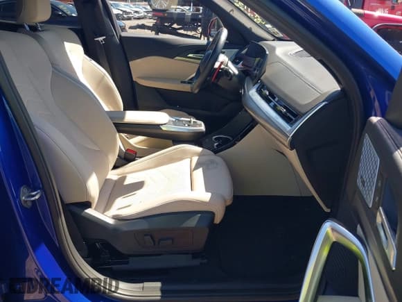 ✅ 2024 BMW X2 M35i • VIN: WBX83GM00R5Y61789 • Lot: 43167384. Listed on IAAI with 38,013 mi. Free auction sales archive from the USA and detailed vehicle history report at DreamBid. Image 5.