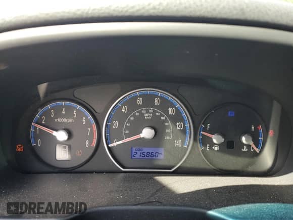 2007 Hyundai Santa Fe GLS с VIN 5NMSG73D07H067042, выставлен на аукционе Copart как лот 65938984 с пробегом 215 860 миль миль и Чистый • Clean title. История ставок и продаж доступна на DreamBid. Изображение 9.