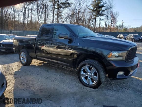 ✅ 2009 Dodge 1500 SLT • VIN: 1D3HV18T89S747797 • Lot: 80723804. Wystawiony na Copart z przebiegiem 190 903 mil. Bezpłatny archiwum sprzedaży aukcyjnych z USA i szczegółowy raport historii pojazdu na DreamBid. Zdjęcie 4.