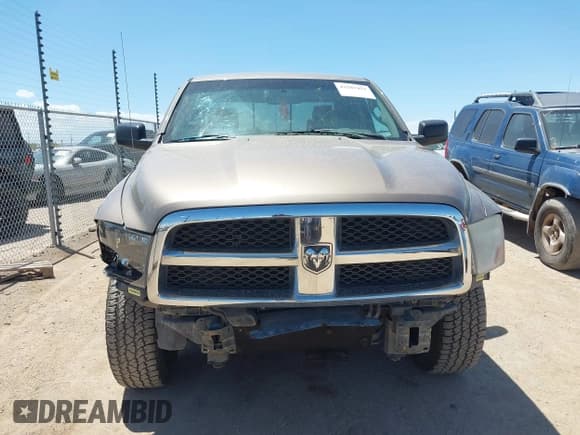 ✅ 2009 Dodge 1500 SLT • VIN: 1D3HV18T09S758065 • Lot: 42207452. Wystawiony na IAAI z przebiegiem 131 520 mil. Bezpłatny archiwum sprzedaży aukcyjnych z USA i szczegółowy raport historii pojazdu na DreamBid. Zdjęcie 12.