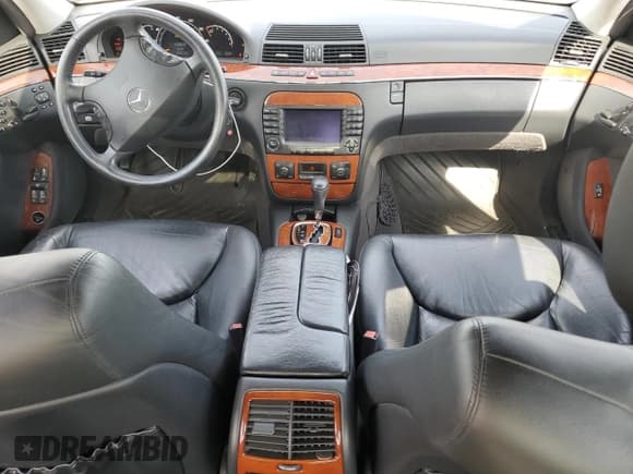 ✅ 2005 Mercedes-Benz S 430 • VIN: WDBNG83J75A454427 • Lot: 48637285. Listed on Copart with 120,023 mi. Free auction sales archive from the USA and detailed vehicle history report at DreamBid. Image 8.