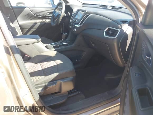 2018 Chevrolet Equinox LT with VIN 3GNAXJEV3JL107596, listed as a IAAI auction lot 43350614 with 105,715 mi miles and . Bid and sale history available at DreamBid. Image 5.