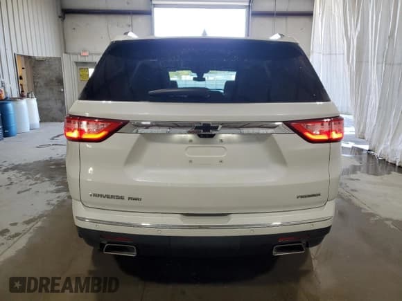 ✅ 2020 Chevrolet Traverse Premier • VIN: 1GNEVKKWXLJ114694 • Lot: 84733165. Listed on Copart with 49,729 mi. Free auction sales archive from the USA and detailed vehicle history report at DreamBid. Image 6.