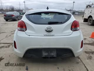 ✅ 2016 Hyundai Veloster • VIN: KMHTC6AD4GU274812 • Lot: 47850345. Wystawiony na Copart z przebiegiem 126 359 mil. Bezpłatny archiwum sprzedaży aukcyjnych z USA i szczegółowy raport historii pojazdu na DreamBid. Zdjęcie 6.