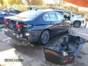 ✅ 2018 BMW 5 Series 530i xDrive • VIN: WBAJA7C58JWC74627 • Lot: 43640103. Wystawiony na IAAI z przebiegiem 95 240 mil. Bezpłatny archiwum sprzedaży aukcyjnych z USA i szczegółowy raport historii pojazdu na DreamBid. Zdjęcie 4.
