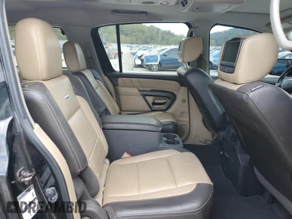 ✅ 2015 Nissan Armada Platinum • VIN: 5N1BA0NE6FN614939 • Lot: 82100645. Listed on Copart with 112,643 mi. Free auction sales archive from the USA and detailed vehicle history report at DreamBid. Image 11.
