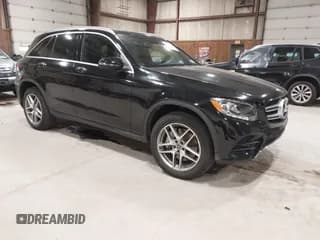 ✅ 2019 Mercedes-Benz GLC 300 • VIN: WDC0G4KB7KV125370 • Lot: 43658583. Wystawiony na IAAI z przebiegiem 56 086 mil. Bezpłatny archiwum sprzedaży aukcyjnych z USA i szczegółowy raport historii pojazdu na DreamBid. Zdjęcie 1.