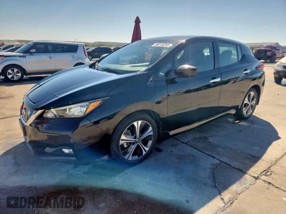 ✅ 2021 Nissan LEAF SV • VIN: 1N4AZ1CV1MC551779 • Лот: 86115255. Опубликован ранее на Copart с пробегом 15 300 миль. Бесплатный доступ к архиву аукционных продаж из США и подробный отчёт об истории автомобиля на DreamBid. Изображение 1.