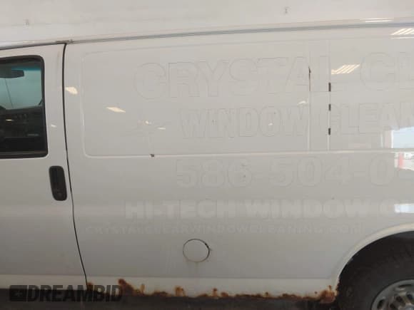 ✅ 2012 Chevrolet Express Cargo • VIN: 1GCWGFBA2C1155209 • Lot: 42559839. Listed on IAAI with 222,712 mi. Free auction sales archive from the USA and detailed vehicle history report at DreamBid. Image 14.