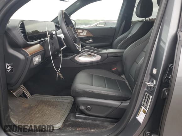 ✅ 2024 Mercedes-Benz GLS 450 • VIN: 4JGFF5KE5RB269459 • Lot: 68732265. Listed on Copart with 16,163 mi. Free auction sales archive from the USA and detailed vehicle history report at DreamBid. Image 7.