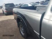 ✅ 2004 Ford Ranger Edge • VIN: 1FTYR14E04PB30524 • Lot: 41670149. Wystawiony na IAAI z przebiegiem 126 183 mil. Bezpłatny archiwum sprzedaży aukcyjnych z USA i szczegółowy raport historii pojazdu na DreamBid. Zdjęcie 6.