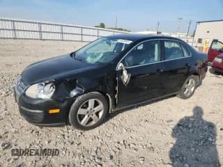 ✅ 2009 Volkswagen Jetta SE • VIN: 3VWRM71K49M141861 • Lot: 80838995. Wystawiony na Copart z przebiegiem 171 101 mil. Bezpłatny archiwum sprzedaży aukcyjnych z USA i szczegółowy raport historii pojazdu na DreamBid. Zdjęcie 1.