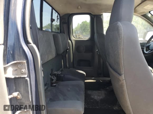 ✅ 2004 Chevrolet Colorado LS Z85 • VIN: 1GCDT196X48156866 • Лот: 61406364. Опубликован ранее на Copart с пробегом 216 796 миль. Бесплатный доступ к архиву аукционных продаж из США и подробный отчёт об истории автомобиля на DreamBid. Изображение 10.