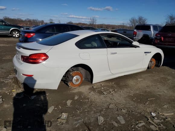 ✅ 2012 BMW 6 Series 650i xDrive • VIN: WBALX5C55CC894302 • Lot: 43796615. Wystawiony na Copart z przebiegiem 106 544 mil. Bezpłatny archiwum sprzedaży aukcyjnych z USA i szczegółowy raport historii pojazdu na DreamBid. Zdjęcie 3.