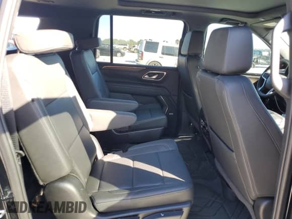 2024 Chevrolet Suburban LT z VIN 1GNSCCKD4RR192203, wystawiony jako Copart lot #73304094 z przebiegiem 14 731 mil mil oraz Szkoda całkowita • Salvage title. Historia ofert i sprzedaży dostępna na DreamBid. Obrazek 11.