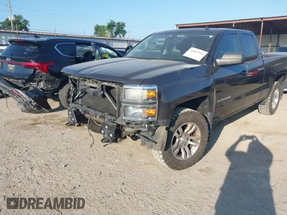 ✅ 2014 Chevrolet Silverado 1500 LT • VIN: 1GCVKREH9EZ324568 • Lot: 42807514. Wystawiony na IAAI z przebiegiem 137 214 mil. Bezpłatny archiwum sprzedaży aukcyjnych z USA i szczegółowy raport historii pojazdu na DreamBid. Zdjęcie 20.