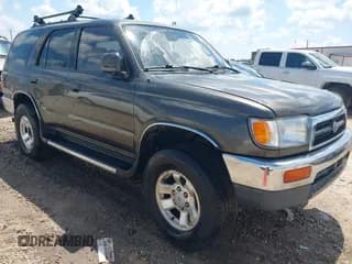 ✅ 1997 Toyota 4Runner SR5 • VIN: JT3HN86R2V0109970 • Lot: 42889102. Wystawiony na IAAI z przebiegiem 105 452 mil. Bezpłatny archiwum sprzedaży aukcyjnych z USA i szczegółowy raport historii pojazdu na DreamBid. Zdjęcie 1.