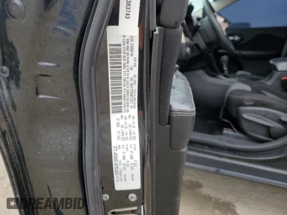 ✅ 2014 Jeep Cherokee Sport • VIN: 1C4PJLAB4EW112446 • Lot: 70829215. Wystawiony na Copart z przebiegiem 158 200 mil. Bezpłatny archiwum sprzedaży aukcyjnych z USA i szczegółowy raport historii pojazdu na DreamBid. Zdjęcie 13.