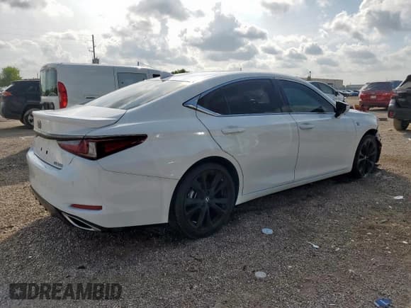 ✅ 2025 Lexus ES 350 F Sport • VIN: 58AJZ1B11SU184922 • Лот: 70144695. Опубликован ранее на Copart с пробегом 21 447 миль. Бесплатный доступ к архиву аукционных продаж из США и подробный отчёт об истории автомобиля на DreamBid. Изображение 3.