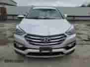 ✅ 2017 Hyundai Santa Fe 2.4L • VIN: 5XYZUDLB7HG422417 • Lot: 46468033. Wystawiony na Copart z przebiegiem 71 404 mil mil. Skorzystaj z bezpłatnego archiwum sprzedaży aukcyjnych z USA i zobacz szczegółowy raport historii pojazdu na DreamBid. Zdjęcie 5.