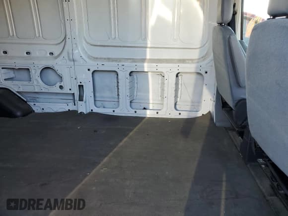 ✅ 2018 Ford Transit Cargo • VIN: 1FTYR3XMXJKA30809 • Lot: 48907745. Listed on Copart with 162,936 mi. Free auction sales archive from the USA and detailed vehicle history report at DreamBid. Image 11.