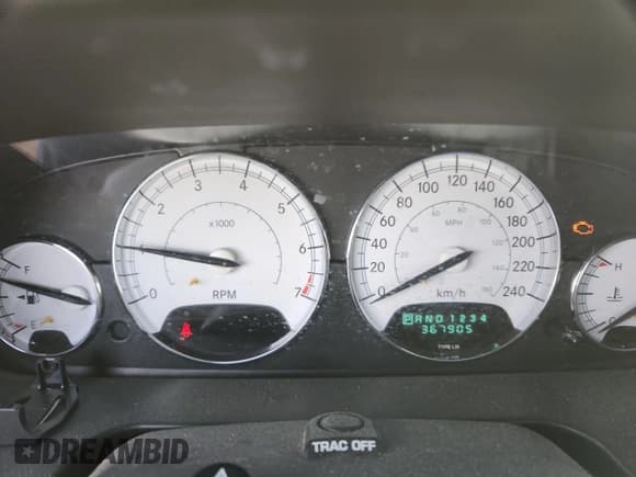 ✅ 2004 Chrysler Sebring • VIN: 1C3EL66R54N368922 • Лот: 93130475. Опубликован ранее на Copart с пробегом 367 905 миль. Бесплатный доступ к архиву аукционных продаж из США и подробный отчёт об истории автомобиля на DreamBid. Изображение 9.