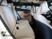 ✅ 2025 Mercedes-Benz GLC 350e • VIN: W1NKM5GB5SF296241 • Lot: 84567275. Wystawiony na Copart z przebiegiem 9 476 mil. Bezpłatny archiwum sprzedaży aukcyjnych z USA i szczegółowy raport historii pojazdu na DreamBid. Zdjęcie 11.