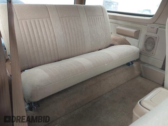 ✅ 1989 Ford Bronco Eddie Bauer • VIN: 1FMEU15N9KLA31278 • Lot: 43160740. Listed on IAAI with 21,208 mi. Free auction sales archive from the USA and detailed vehicle history report at DreamBid. Image 8.