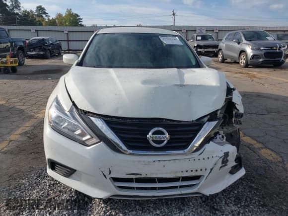✅ 2017 Nissan Altima SR • VIN: 1N4AL3AP9HC184816 • Lot: 43392123. Listed on IAAI with 140,115 mi. Free auction sales archive from the USA and detailed vehicle history report at DreamBid. Image 12.