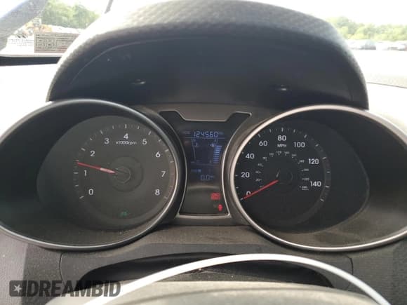 ✅ 2014 Hyundai Veloster • VIN: KMHTC6ADXEU194525 • Lot: 65131764. Wystawiony na Copart z przebiegiem 124 560 mil. Bezpłatny archiwum sprzedaży aukcyjnych z USA i szczegółowy raport historii pojazdu na DreamBid. Zdjęcie 9.