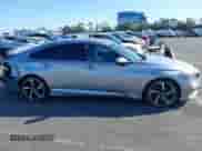 2018 Honda Accord Sport z VIN 1HGCV1F35JA266889, wystawiony jako IAAI lot #43383338 z przebiegiem 64 603 mil mil oraz . Historia ofert i sprzedaży dostępna na DreamBid. Obrazek 13.