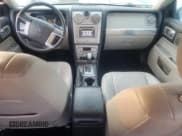 ✅ 2008 Lincoln MKZ • VIN: 3LNHM28T68R607660 • Lot: 48932495. Listed on Copart with 95,383 mi. Free auction sales archive from the USA and detailed vehicle history report at DreamBid. Image 8.