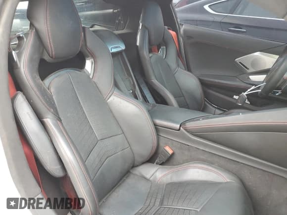 ✅ 2020 Chevrolet Corvette 3LT • VIN: 1G1Y82D47L5106143 • Лот: 60161495. Опубликован ранее на Copart с пробегом 23 286 миль. Бесплатный доступ к архиву аукционных продаж из США и подробный отчёт об истории автомобиля на DreamBid. Изображение 10.