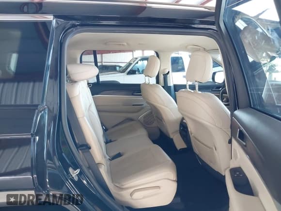 ✅ 2022 Jeep Grand Cherokee Limited • VIN: 1C4RJKBG9N8513511 • Лот: 43326064. Опубликован ранее на IAAI с пробегом 23 298 миль. Бесплатный доступ к архиву аукционных продаж из США и подробный отчёт об истории автомобиля на DreamBid. Изображение 8.