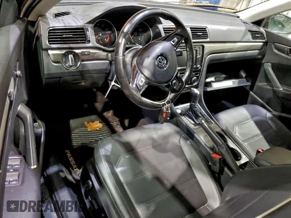 ✅ 2017 Volkswagen Passat SE • VIN: 1VWGT7A34HC070700 • Lot: 94384745. Listed on Copart with Not provided. Free auction sales archive from the USA and detailed vehicle history report at DreamBid. Image 8.